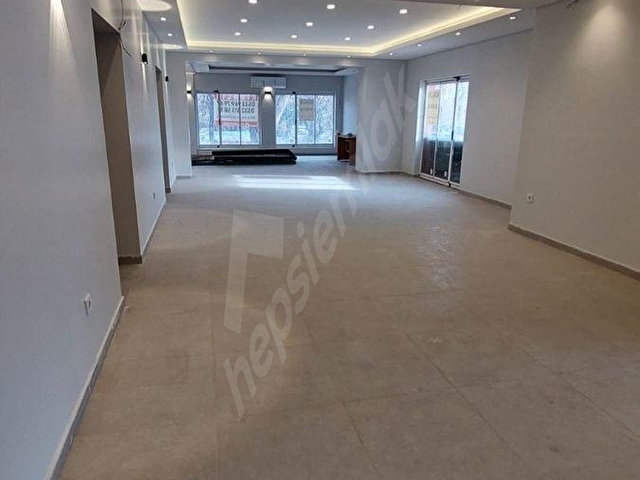 ATAMANDAN ÇARŞI CAD. KÖŞEBAŞI 550 m2 KİRALIK İKİ KATLI DÜKKAN-MAĞAZA-OFİSLER - Görsel 6