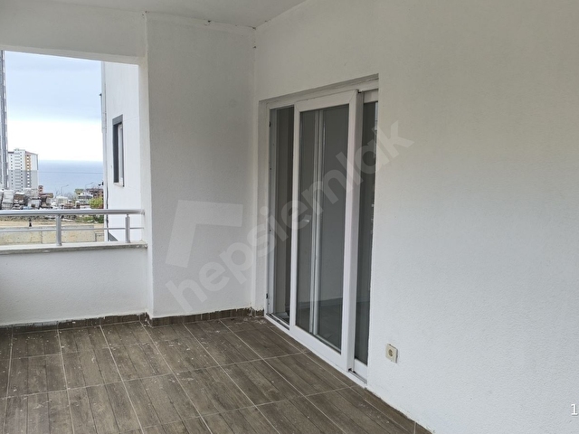 CİHANGİR EMLAKTAN TERAS PARKTAN SATILIK GENİŞ FERAH DAİRE - Görsel 3