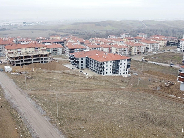 *ALTINOVA DA YÜKSEK KAT İMARLI Bİ DAİRE GETİRİLİ ŞEHRİN İÇİNDE* - Görsel 26