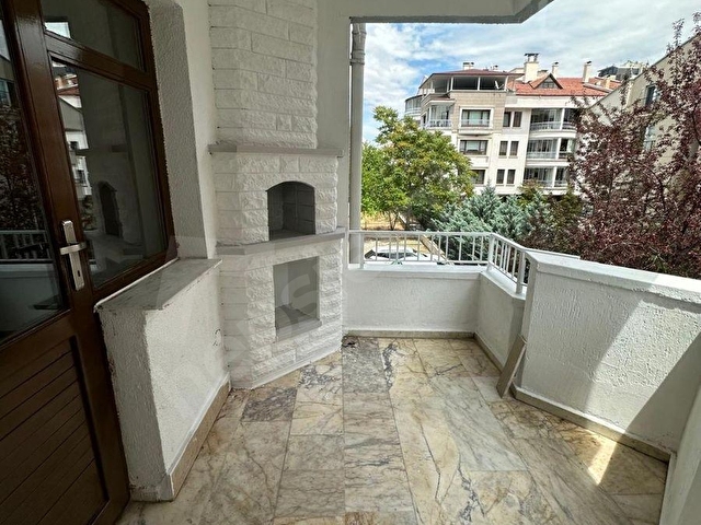 BİRLİK MAHALLESİ 4+1 KİRALIK DAİRE MERKEZİ KONUMDA - Görsel 5