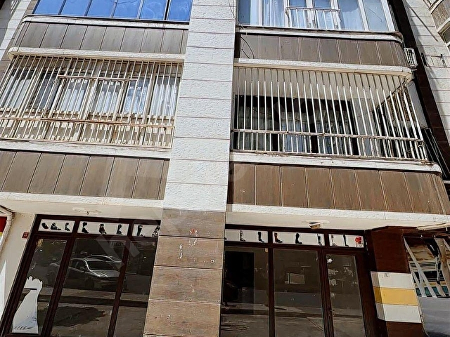 ESENTEPEDE UZUN CEPHELİ HER TÜRLÜ İŞE UYGUN OFİS DÜKKAN