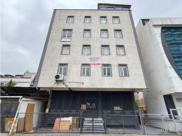 POİNTDEN TEKSTİLE UYGUN DEPOLAMAYA UYGUN 900 M2 KİRALIK BİNA