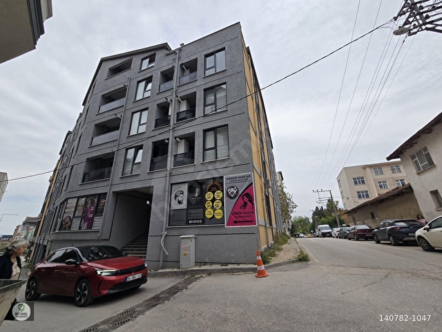 ÜSTÜNELDEN MERKEZDE YENİ BİNADA HAZIR KİRACILI SATILIK DAİRE - Görsel 28