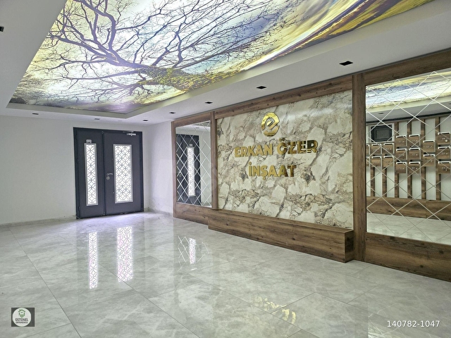 ÜSTÜNELDEN MERKEZDE YENİ BİNADA HAZIR KİRACILI SATILIK DAİRE - Görsel 25