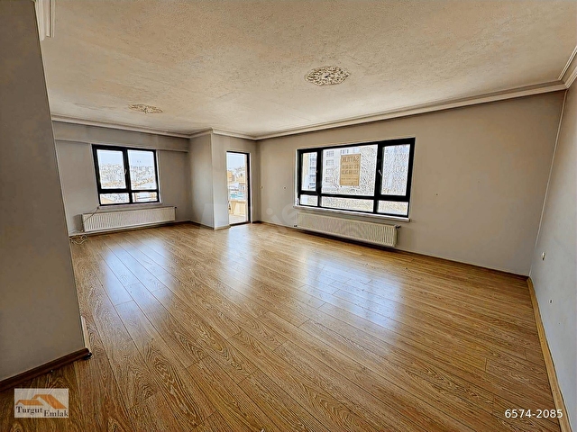 VEDAT DOLAKAY CADDESİNE YAKIN 5+1 SATILIK DUBLEKS