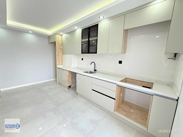 ÖZGÜRCE GYDDEN BAĞLARBAŞI MAH.2+1 SATILIK LÜKS DAİRE - Görsel 12