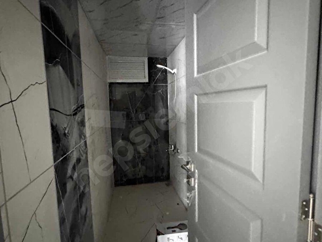 AGÂH YATIRIMDAN FAKIUŞAĞINDA SATILIK LÜX DAİRE - Görsel 5