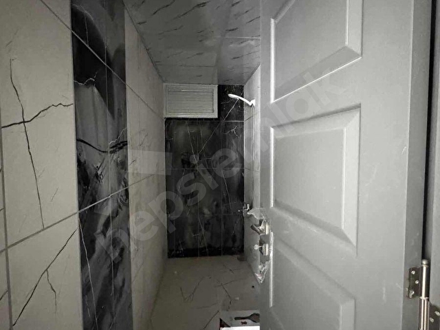 AGÂH YATIRIMDAN FAKIUŞAĞINDA SATILIK LÜX DAİRE - Görsel 6