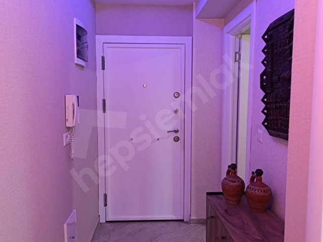 KUŞADASI MERKEZDE SATILIK KOMPLE LÜKS EŞYALI 2+1 DAİRE - Görsel 19