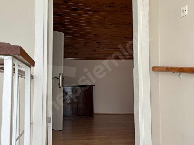 BURAK EMLAKTAN AVUKATLAR SİTESİNDE HAVUZLU TRİPLEX VİLLA - Görsel 25