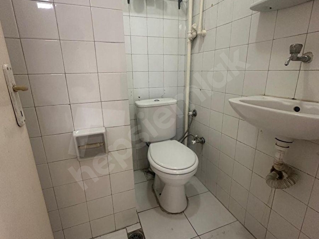 ERGENEKON CAD / ASANSÖRLÜ / YANGIN MERDİVENLİ / KİRALIK OFİS / - Görsel 11