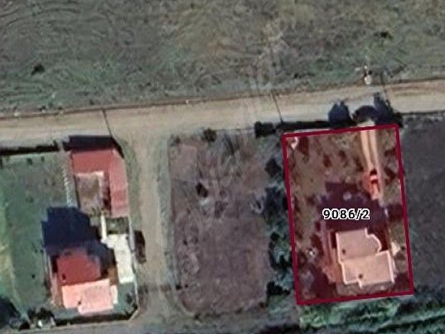DOĞA MANZARALI, ŞEHİR MERKEZİNE YAKIN MÜSTAKİL EV VE BAHÇESİ - Görsel 14