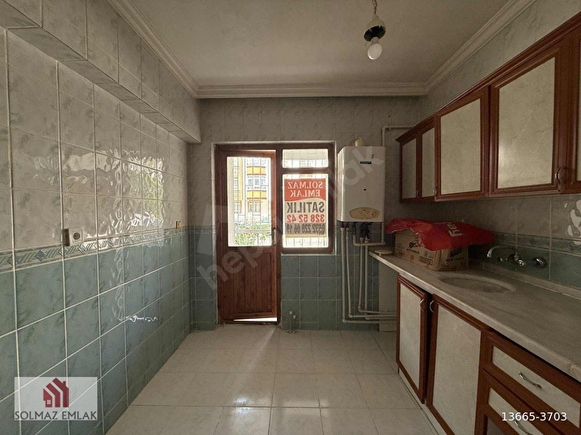 SOLMAZ EMLAKTAN MERKEZİ KONUMDA SATILIK 2+1 GİRİŞ KAT DAİRE - Görsel 3