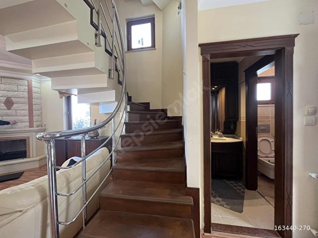VIP REALdenKORUKENT VİLLALARINDA DENİZ MANZARALI SATILIK VİLLA - Görsel 27