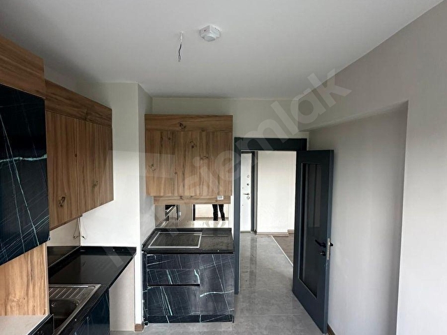 LAGOMDA PRESTİJLİ KONUMDA KAPALI OTOPARKLI FIRSAT DAİRE - Görsel 2