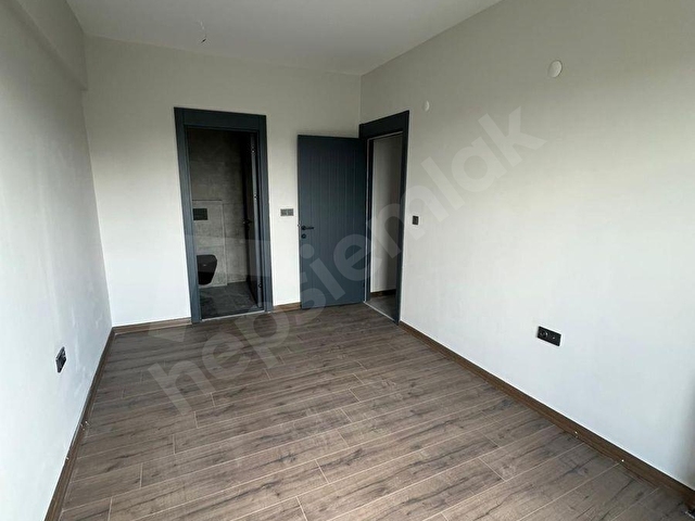 LAGOMDA PRESTİJLİ KONUMDA KAPALI OTOPARKLI FIRSAT DAİRE - Görsel 12