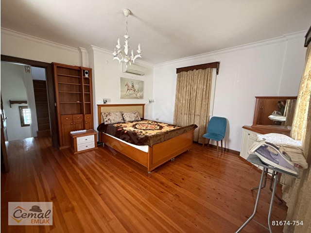 Cemal Emlaktan Bodrum Turgutreis Karabağ Altında Full Eşyalı Kiralık Müstakil Tripleks Villa - Görsel 13