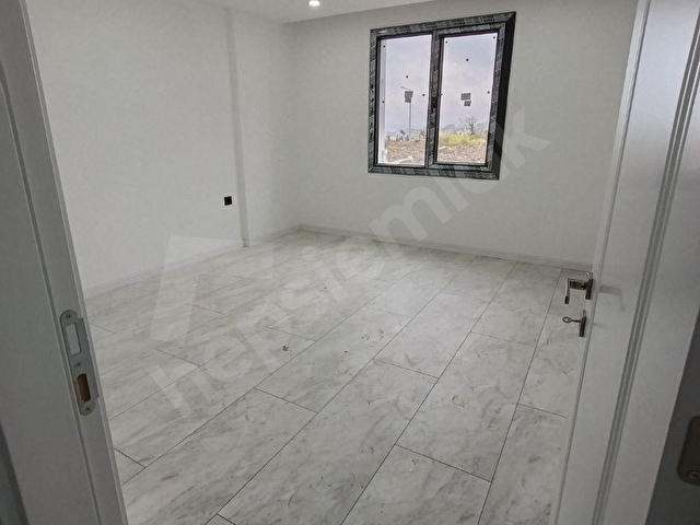 2+1 SIFIR LÜKS DAİRE 95 NET M2 OTURUMA HAZIR ARAÇ TAKAS YAPILIR - Görsel 13
