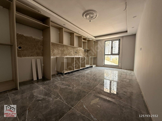 MODERN MİMARİYLE DİZAYN EDİLMİŞ GENİŞ MUTFAKLI 3+1 LÜKS DAİRE - Görsel 2