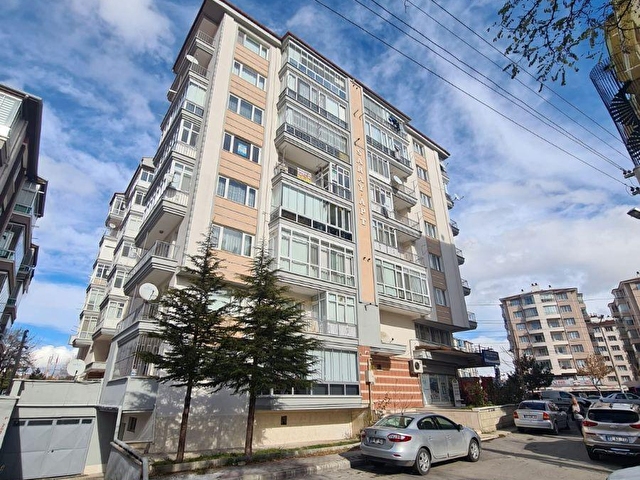 Afyon Maresal Fevzi Cakmak Mah 3 1 Merkezi Konum Satilik Daire 113196 150 Hurriyet Emlak