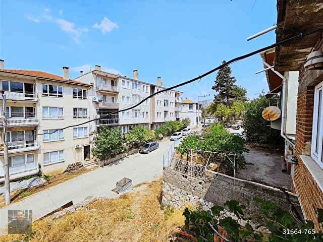 HARİKA KONUM YOL ÜZERİ İÇİNDE 2KATLI EV OLAN 243 m2 İMARLI ARSA - Görsel 3