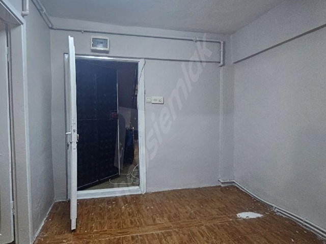 FIRSAT!!! SULTAN SÖNMEZ METROBÜSE 3DK SATILIK BAHÇELİ 2+1 - Görsel 23