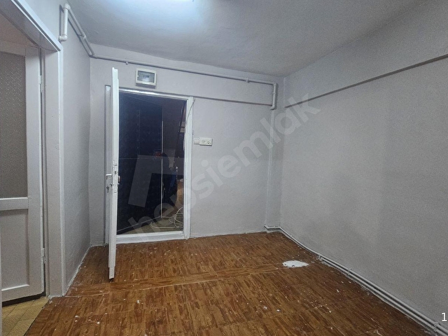 FIRSAT!!! SULTAN SÖNMEZ METROBÜSE 3DK SATILIK BAHÇELİ 2+1 - Görsel 24