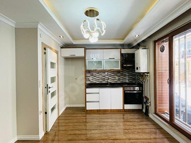 MEHTERÇEŞMEDE DEKORLU AMERİKAN MUTFAKLI KİRALIK 2+1 DAİRE - Görsel 6