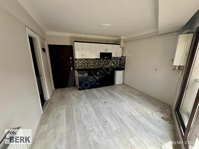 BERK EMLAKTAN KAMPÜS KARŞISI 1+0 SATILIK DAİRE - Görsel 3