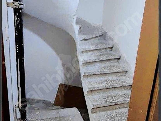 BU İLK KATTA YATIRIMCISINA KİRACILI 1+1 EŞYALI KOMBİLİ 45M2 - Görsel 27