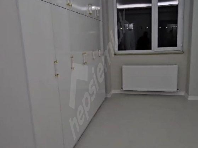 Satılık 3+1 Daire Abide mahlesı Batıkent sitesi ara kat 185m2 - Görsel 23