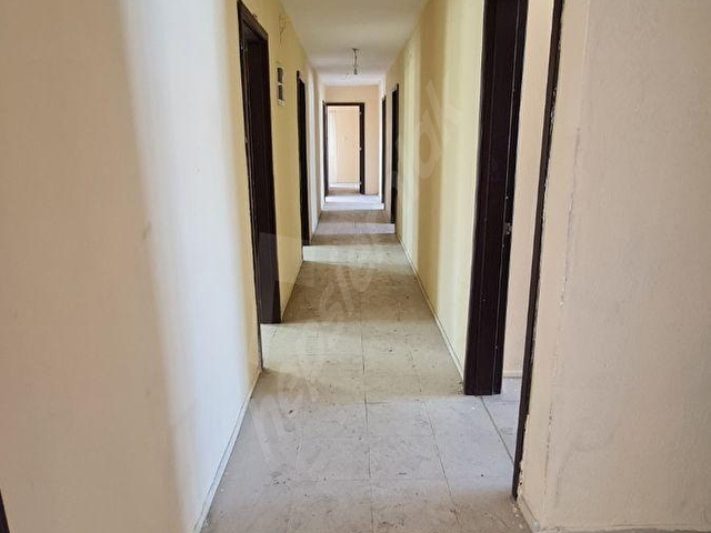 KÜÇÜKKUYU MERKEZDE 24 ODALI ÜÇ KATLI 530 M2 OTEL SATILIK - Görsel 23