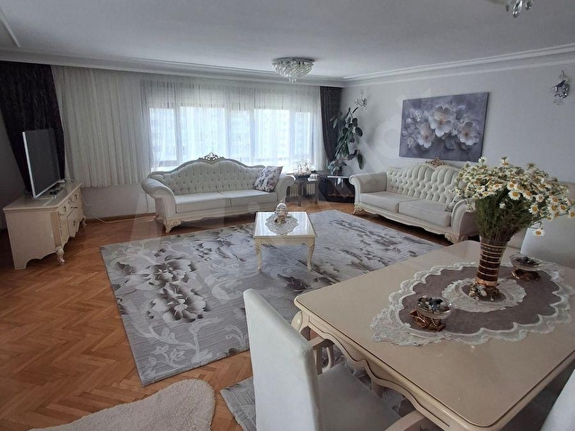 HALİT ZİYA SOKAKTA 200M2 NET 4+1+2 BANYO+KİLER MANZARALI - Görsel 9