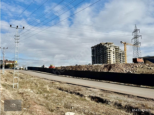 ÖZGÜL EMLAKtan YAPILAŞMA İÇİNDE CADDE CEPHELİ UYGUN SİTE ARSASI - Görsel 18