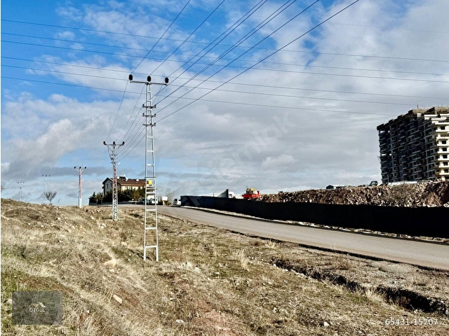 ÖZGÜL EMLAKtan YAPILAŞMA İÇİNDE CADDE CEPHELİ UYGUN SİTE ARSASI - Görsel 20