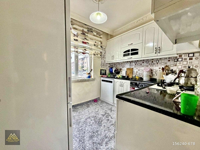 AVANTAJDAN KÜÇÜK KAYAŞTA CADDE DİBİ YAPILI KATTA 3+1 DAİRE - Görsel 10