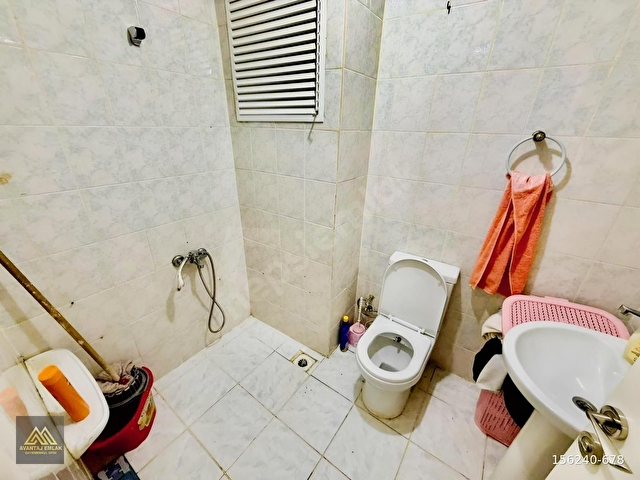 AVANTAJDAN KÜÇÜK KAYAŞTA CADDE DİBİ YAPILI KATTA 3+1 DAİRE - Görsel 28
