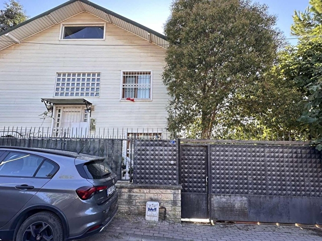 HOME GAYRİMENKULDEN BAYRAMOĞLUNDA HAVUZLU SATILIK VİLLA - Görsel 5