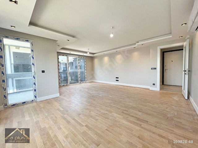 PARILTI BEYLERBEYİ KONAKLARI 3+1 ULTRA LÜKS DAİRE - Görsel 6