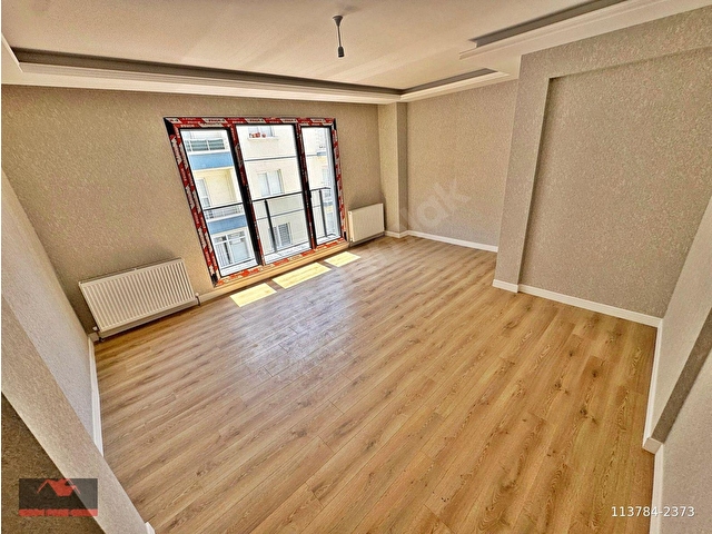 OVAKENTDE_EMSALLERİNİN_ALTINDA_ARA_KAT_SIFIR_E.BANYOLU_2+1_100M² - Görsel 9