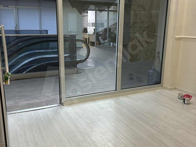 BAŞAKŞEHİR KENT MEYDANI PARK MAVERA 1. KİRALIK 55M2 DÜKKAN - Görsel 11
