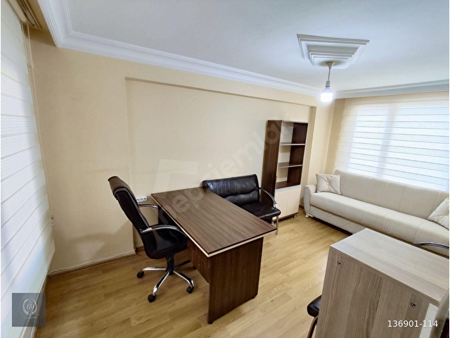 ÇARŞININ MERKEZİNDE İSTİKLAL CADDESİNDE EŞYALI 1+1 SATILIK OFİS - Görsel 3
