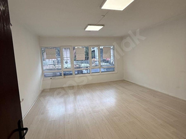 KULELİ CADDESİNDE MANZARALI | OFİS KULLANIMINA UYGUN 4+1 180m² - Görsel 14