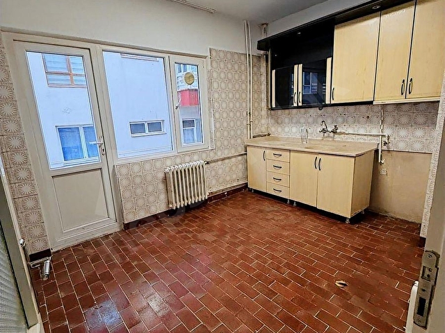 KULELİ CADDESİNDE MANZARALI | OFİS KULLANIMINA UYGUN 4+1 180m² - Görsel 9