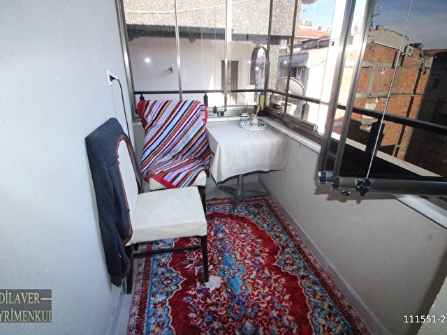 BAHÇELİEVLERDE EMSALİ NADİR 3 YILLIK  3+1 165M2 GÜNEY CEPHE KAT MÜLKİYETLİ - Görsel 6