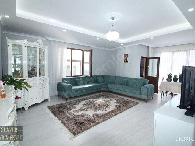 BAHÇELİEVLERDE EMSALİ NADİR 3 YILLIK  3+1 165M2 GÜNEY CEPHE KAT MÜLKİYETLİ - Görsel 7