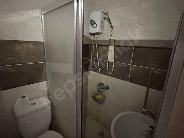 MEYDAN MAHALLESİ İSTE YAKIN FUL EŞYALI 1+1 KİRALIK DAİRE - Görsel 9