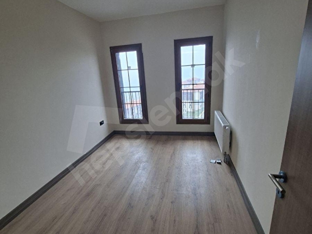AKGÜNDEN tokide Şehir manzaralı 3+1 kiralık daire - Görsel 13