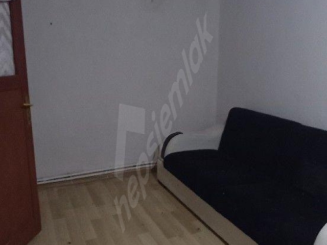 İZMİT MERKEZDE SATILIK 1+1 KOMBİLİ DAİRE - Görsel 3