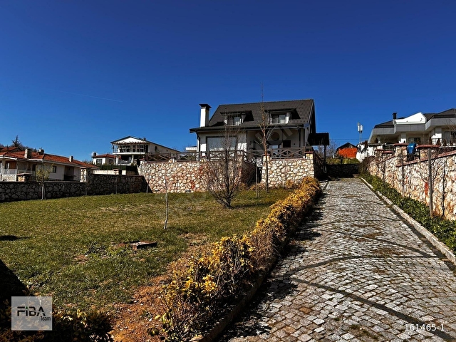 ŞİLE DE 1000 m2 ARSA İÇİNDE SATILIK MÜSTAKİL ÇİFTLİK EVİ